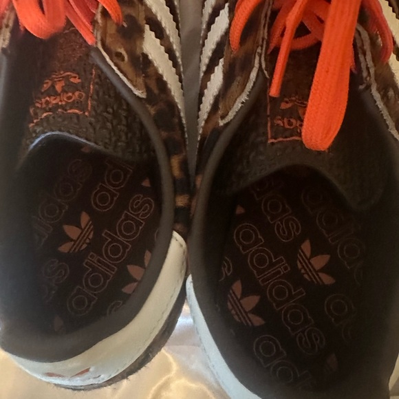 Adidas Leopard Pattern Samba Sneakers with Bright Orange Laces - Picture 5 of 7